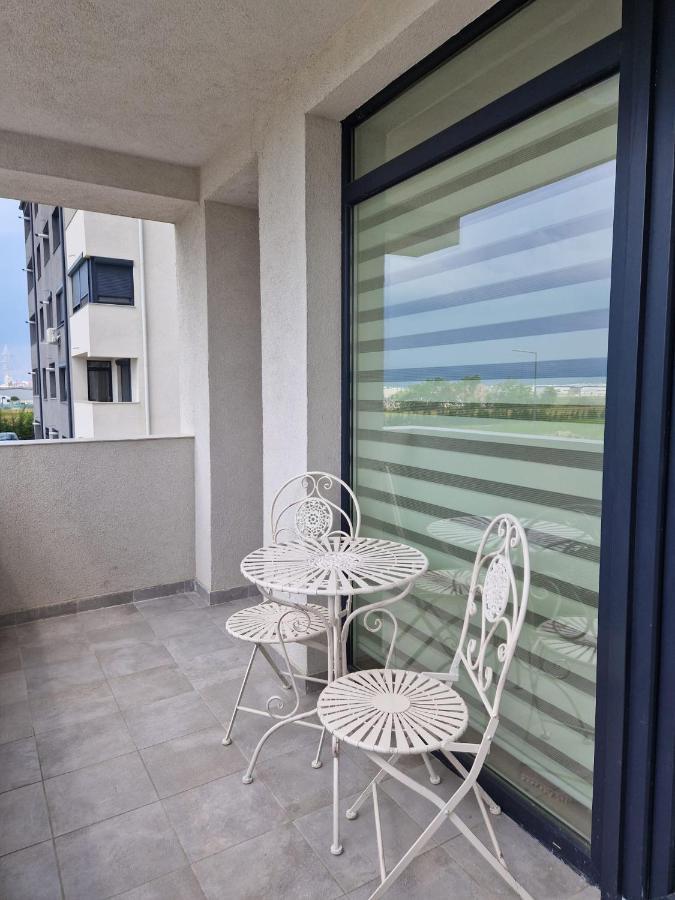 San Casa Apartment Себеш Экстерьер фото